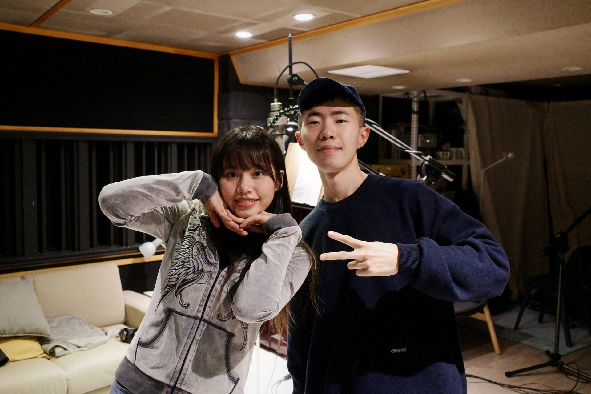 吳汶芳揪鄭興用音樂堆砌新歌 竟成才子才女作文PK賽 吳汶芳揪鄭興用音樂堆砌新歌 竟成才子才女作文PK賽