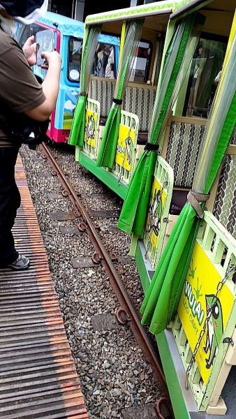 烏來台車發生台車出軌事件 新竹分署晚間八時出面說明 烏來台車發生台車出軌事件 新竹分署晚間八時出面說明