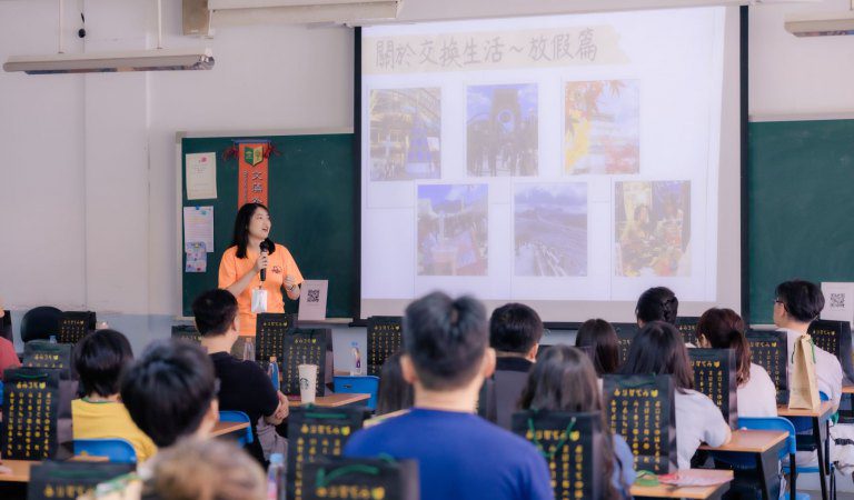 文藻外大開放日　AI跨域與外語受考生青睞