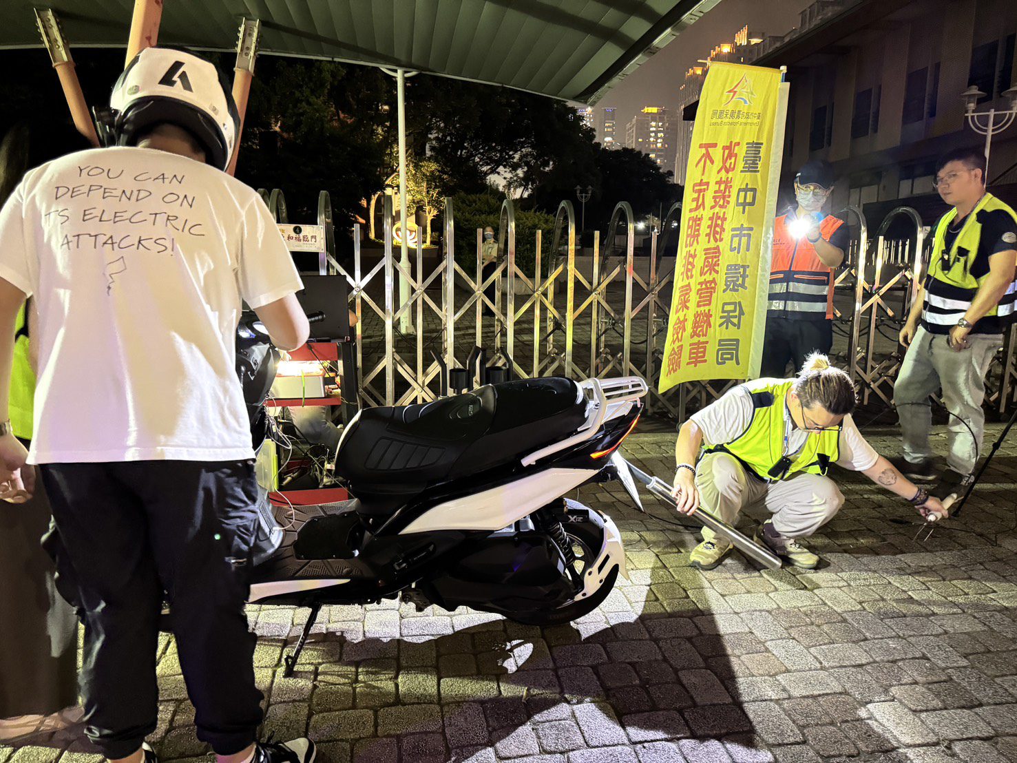 中市警、環、監聯手掃蕩城市噪音 打擊改裝車歪風 中市警、環、監聯手掃蕩城市噪音 打擊改裝車歪風