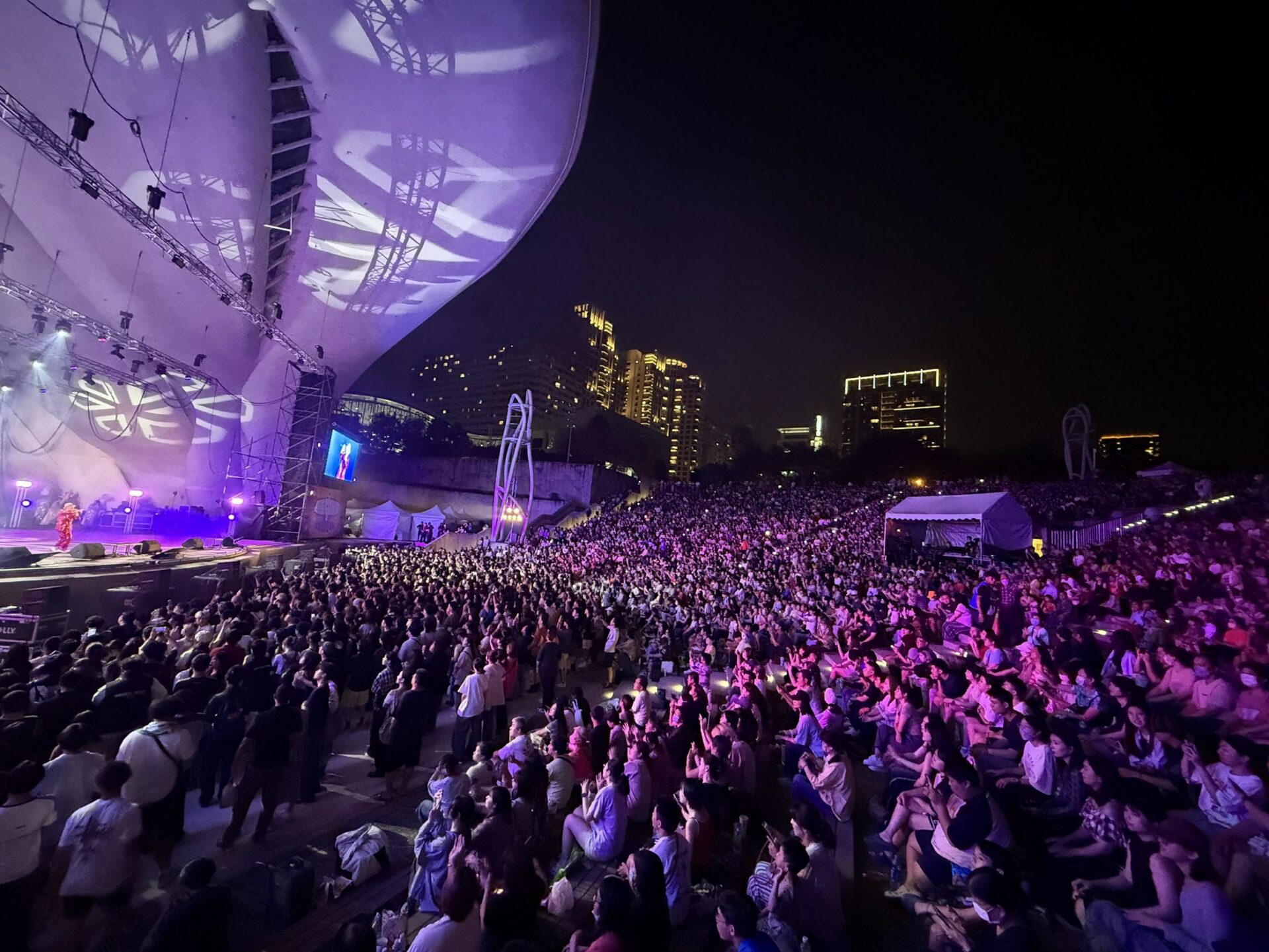 中氣十足華語流行金曲音樂節　萬人集體大合唱華語金曲