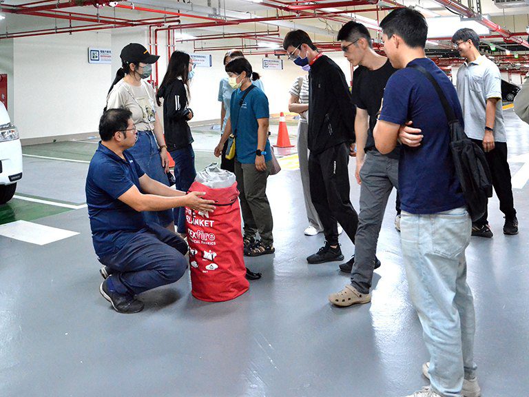 臺南市立體停車場充電樁防災講座及演練 提升應變知能 臺南市立體停車場充電樁防災講座及演練 提升應變知能