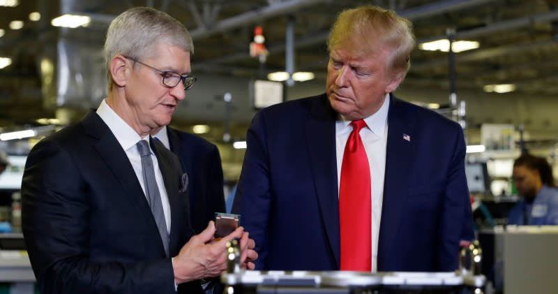 庫克推崇川普「晶片國造」方針 蘋果將在美國擴建AI工廠 庫克推崇川普「晶片國造」方針 蘋果將在美國擴建AI工廠