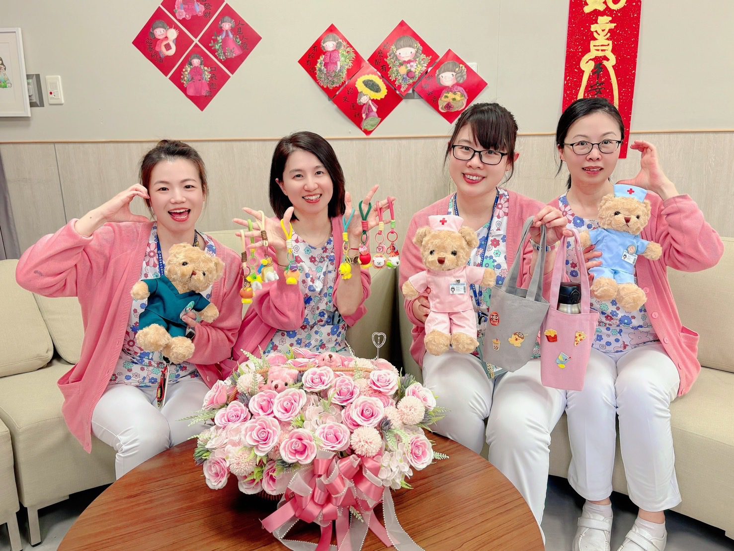 慶祝國際護師節　中醫大邀民眾為護理師加油打氣