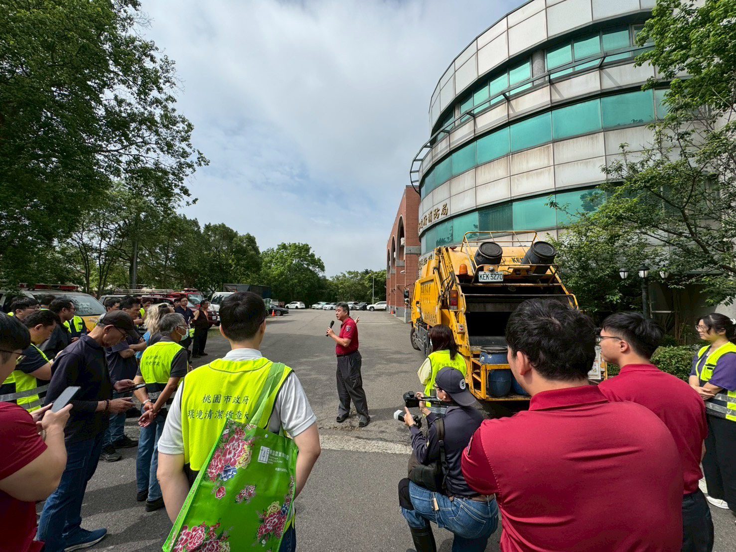 鋰電池火災頻傳 桃消高平分隊攜手清潔隊加強演練
