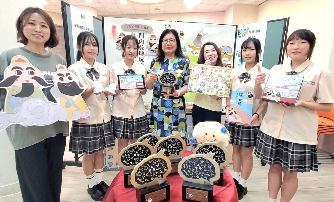 漾新聞|金牌滴呷啦！三民家商全國專題製作奪雙金 觀光科+幼保科十年共9次全國第一