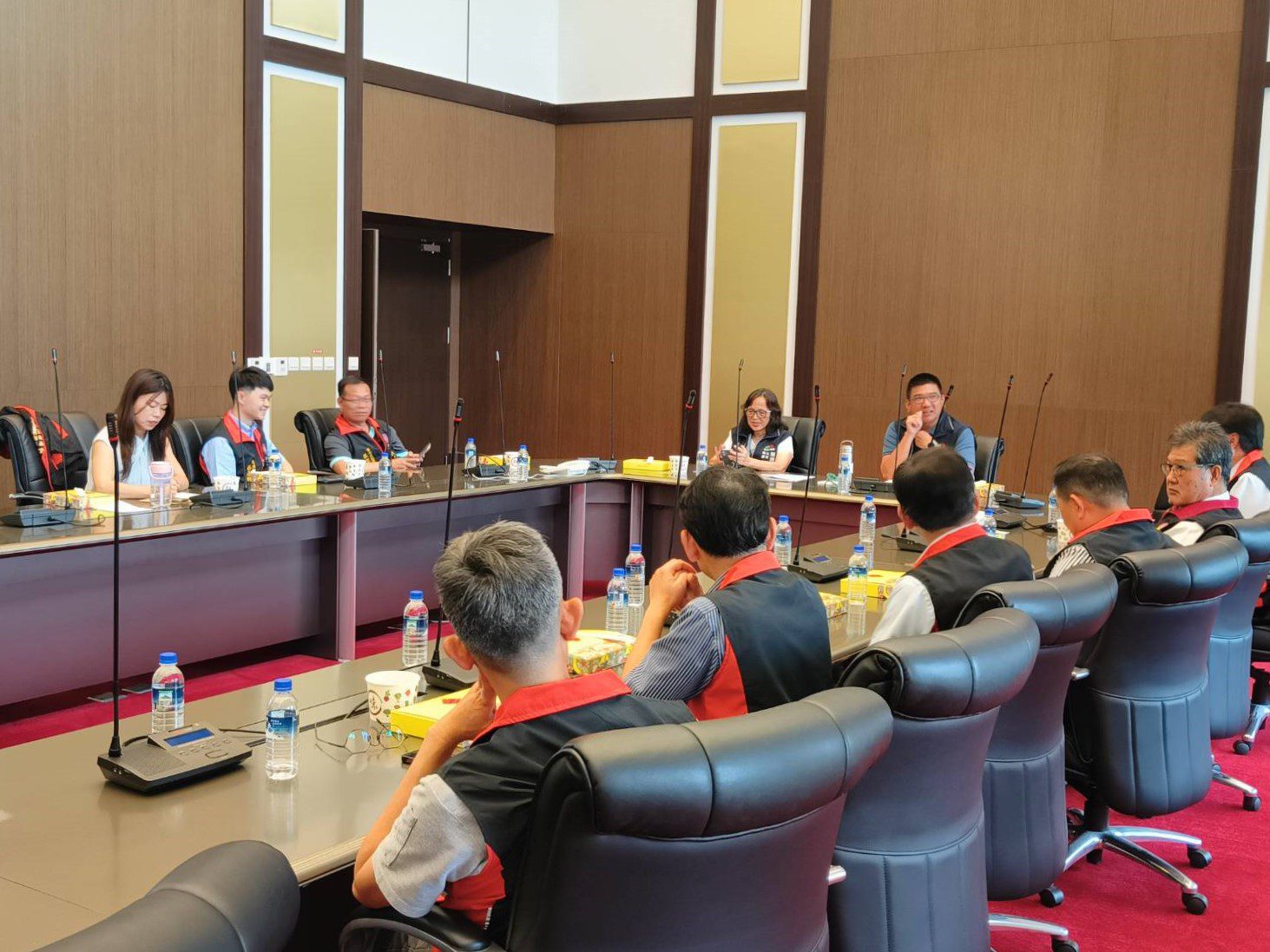 關稅衝擊出口 台中啟動專案小組 積極應對廠商匯率衝擊訴求 關稅衝擊出口 台中啟動專案小組 積極應對廠商匯率衝擊訴求