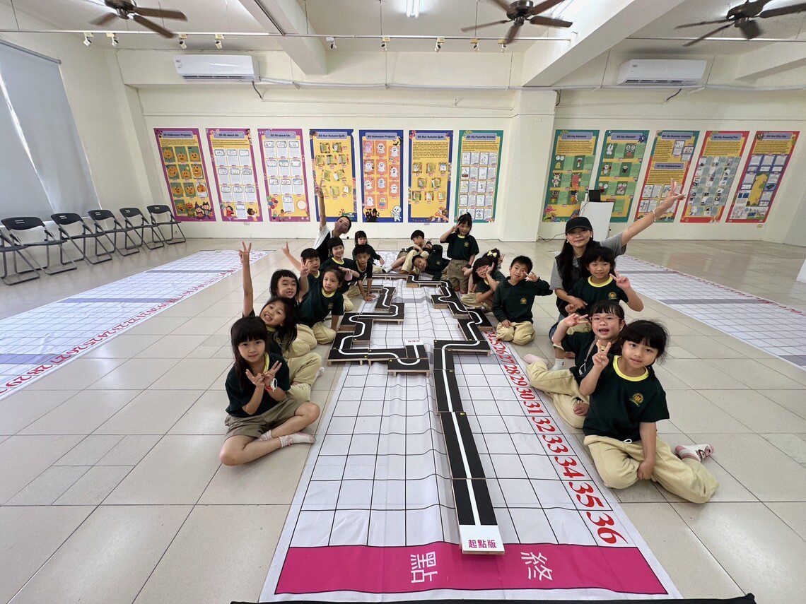 漾新聞|孩子瘋搶拚軌道！華藝附小AI課掀學習熱潮