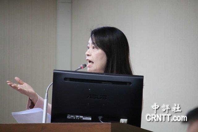 藍委指控曾涉偽造文書　李進勇回嗆大吵　許宇甄:勿惱羞成怒