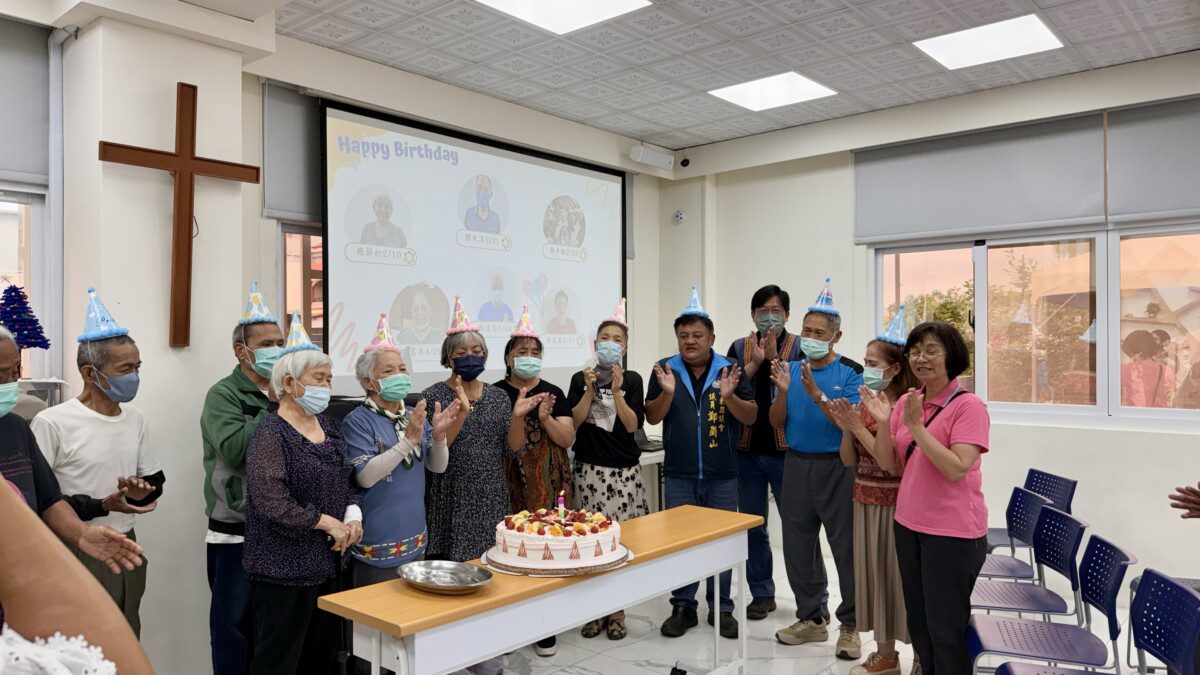 母親節前夕攜手關懷太平文健站 東縣府偕卑南公所與長者慶生共度溫馨日 母親節前夕攜手關懷太平文健站 東縣府偕卑南公所與長者慶生共度溫馨日