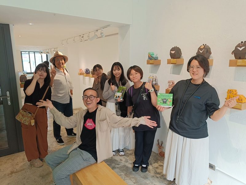 《明日動物》開展 樹科大藝管系實習參與佈展吸取實作經驗