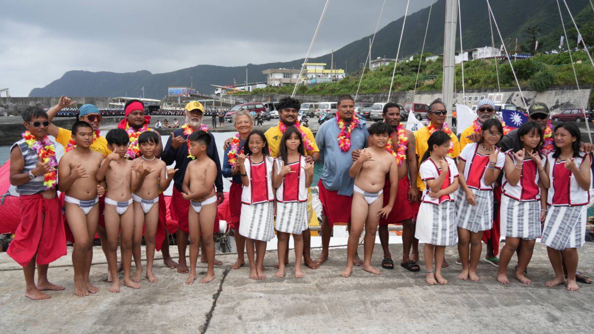 「航向母親的島嶼」 無動力帆船Alingano Maisu航抵蘭嶼舊開元港 蘭嶼各界熱烈迎接 「航向母親的島嶼」 無動力帆船Alingano Maisu航抵蘭嶼舊開元港 蘭嶼各界熱烈迎接
