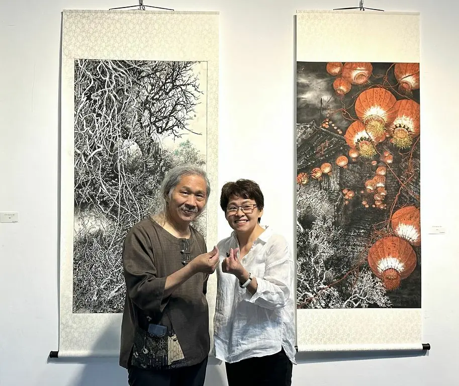 從美髮師到水墨畫家  劉素惠黑韻個展演繹多元墨色繽紛層次 從美髮師到水墨畫家  劉素惠黑韻個展演繹多元墨色繽紛層次