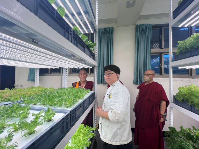 「了中長老紀念園區」盛大啟用 玄奘大學舉行浴佛盛典 「了中長老紀念園區」盛大啟用 玄奘大學舉行浴佛盛典