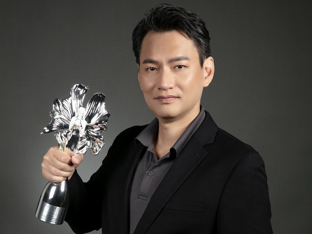 「DEZONE髮根微療」奪國際獎 純淨科技守護產後媽媽髮根健康 「DEZONE髮根微療」奪國際獎 純淨科技守護產後媽媽髮根健康