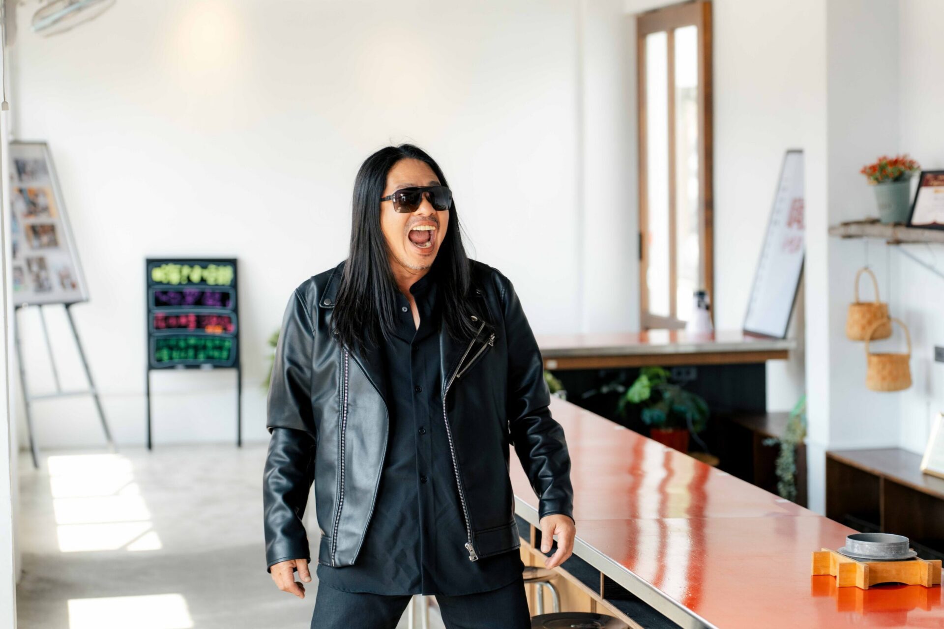 乱彈阿翔驚喜回歸《嗨！營業中》　 「浩腳翔起」終於重聚