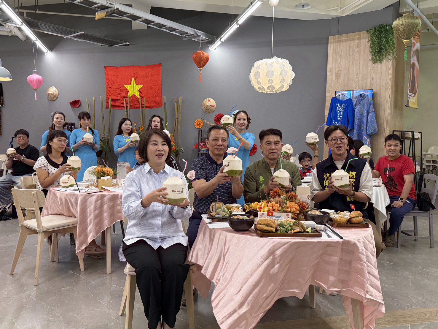 屏東農饗樂市集暨產地餐桌系列活動 正式啟動 結合母親節花卉主題展、農業品牌再升級！