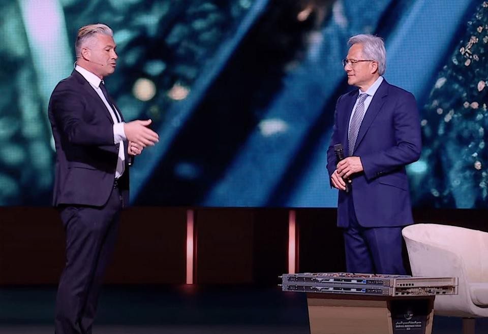 川普出訪中東推動新局 輝達、超微喜獲沙國AI晶片大單 川普出訪中東推動新局 輝達、超微喜獲沙國AI晶片大單