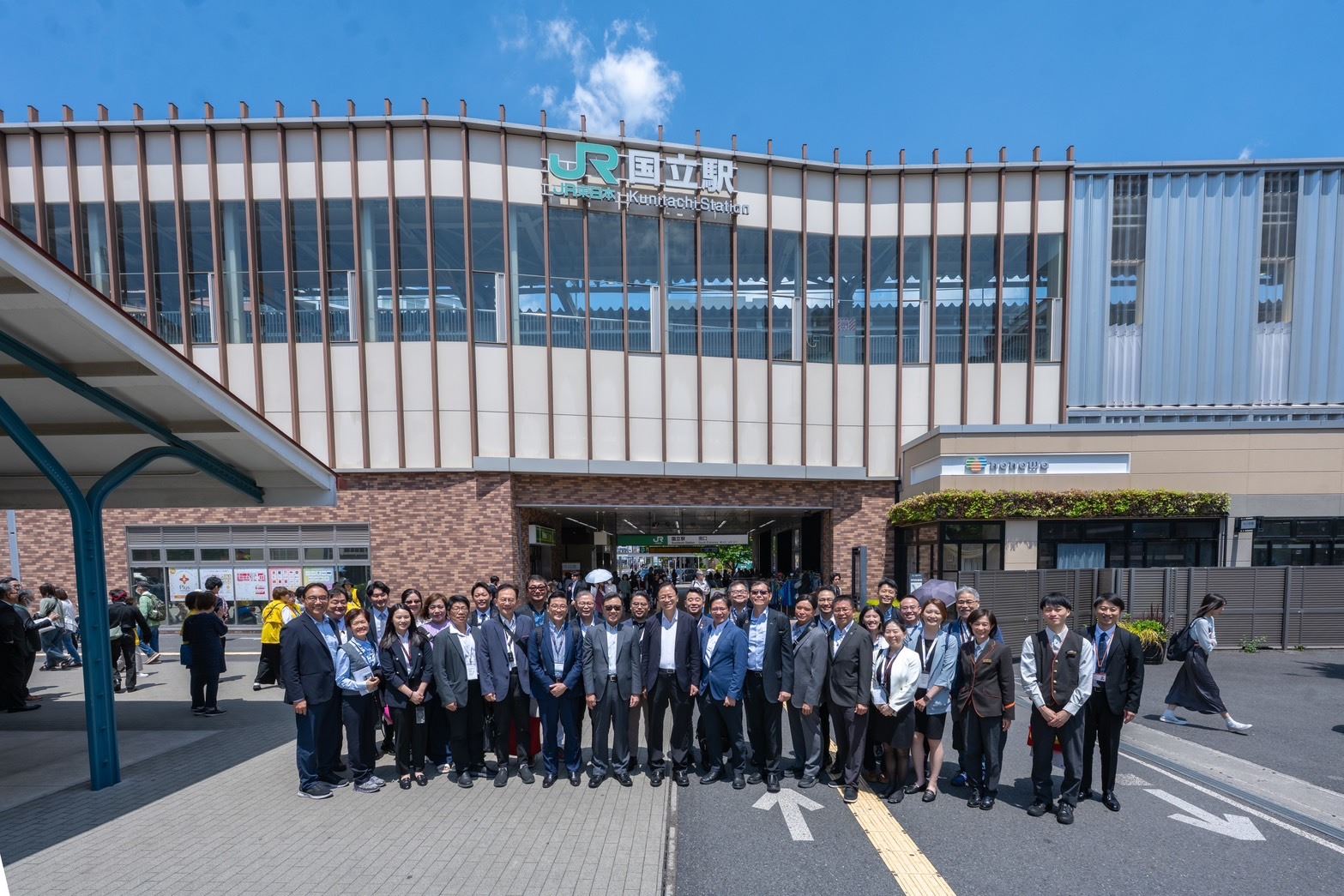 拓展桃園軌道經濟視野 張善政赴日考察JR中央線 拓展桃園軌道經濟視野 張善政赴日考察JR中央線