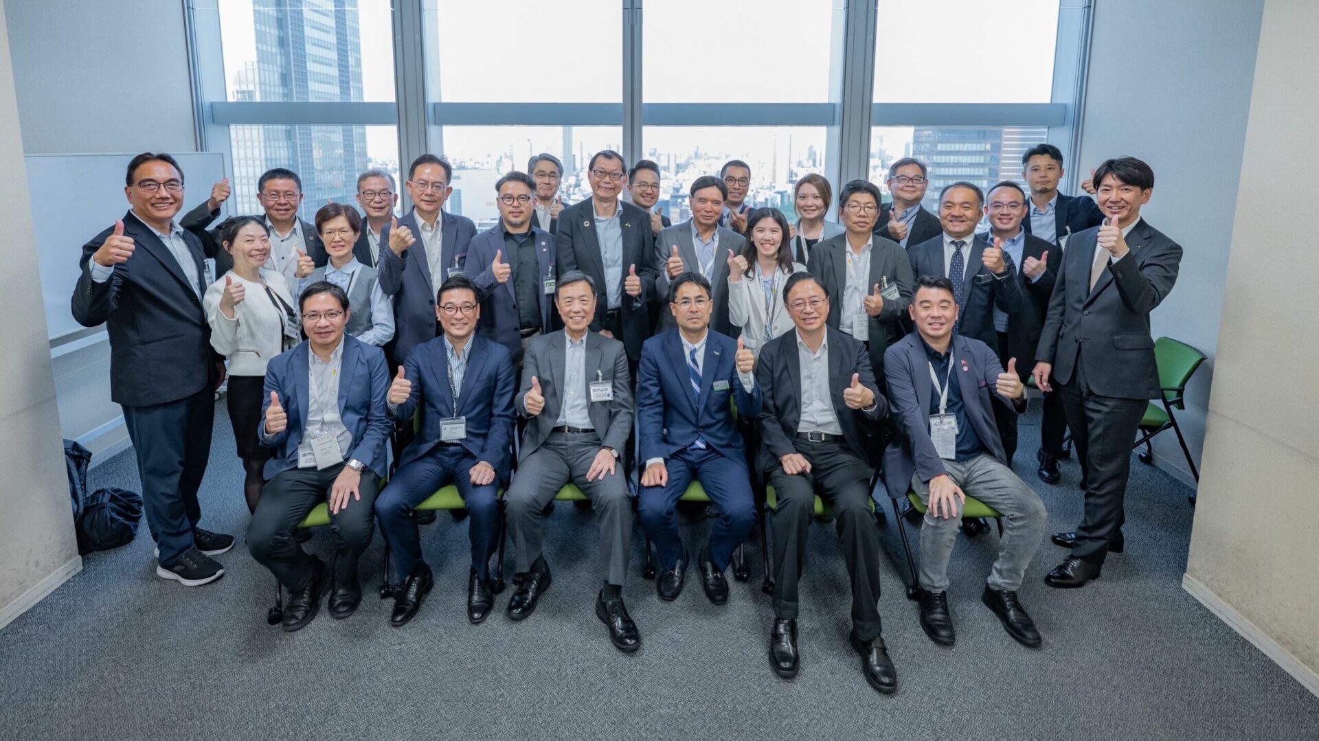 張善政率團參訪JR東日本 借鏡成功經驗發展軌道經濟 張善政率團參訪JR東日本 借鏡成功經驗發展軌道經濟