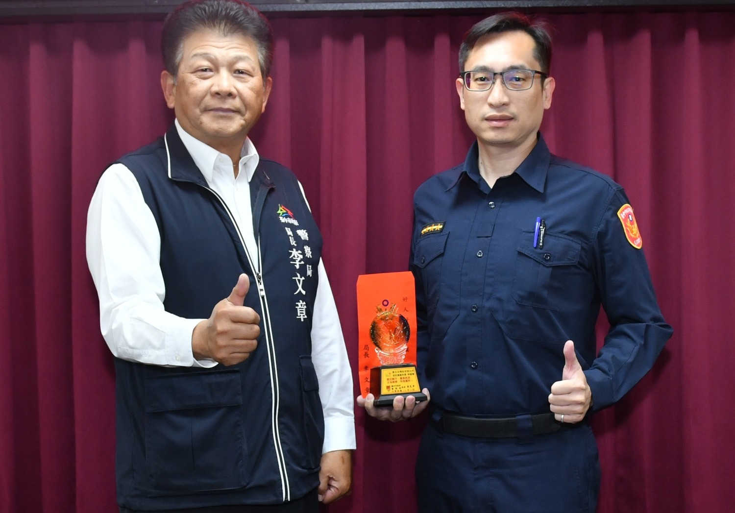 林智偉成功搶救輕生女 李文章表揚直稱好樣的 林智偉成功搶救輕生女 李文章表揚直稱好樣的