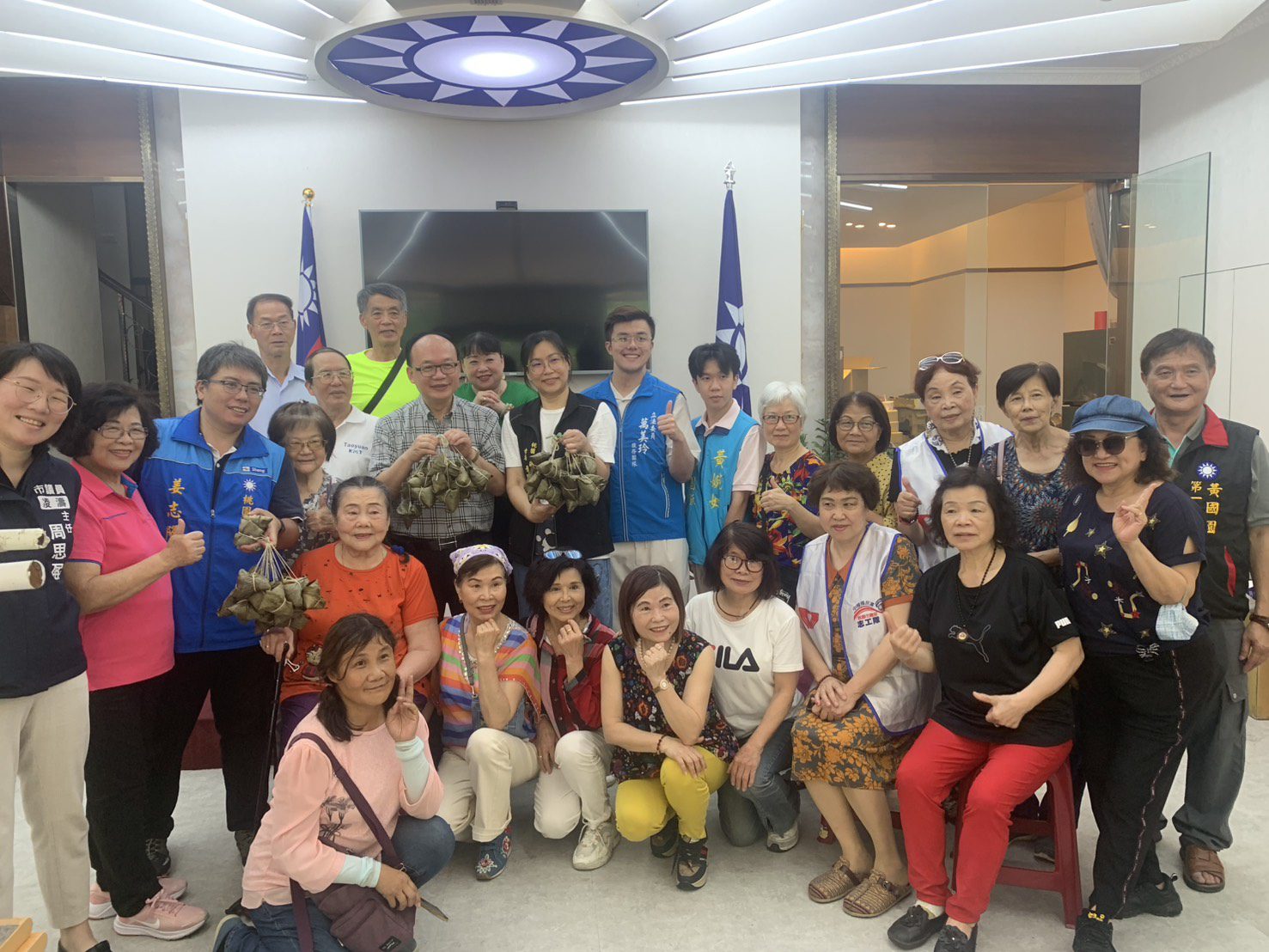 國民黨桃園區黨部慶端午 林政賢:祝會考生金榜題名 國民黨桃園區黨部慶端午 林政賢:祝會考生金榜題名