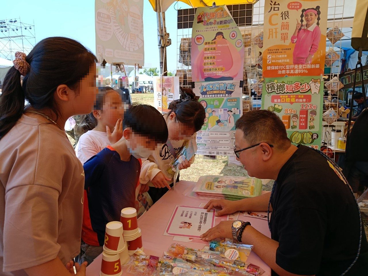 高市衛生局與義大合辦健康講座篩檢園遊會 免費癌症篩檢守護民眾健康 高市衛生局與義大合辦健康講座篩檢園遊會 免費癌症篩檢守護民眾健康