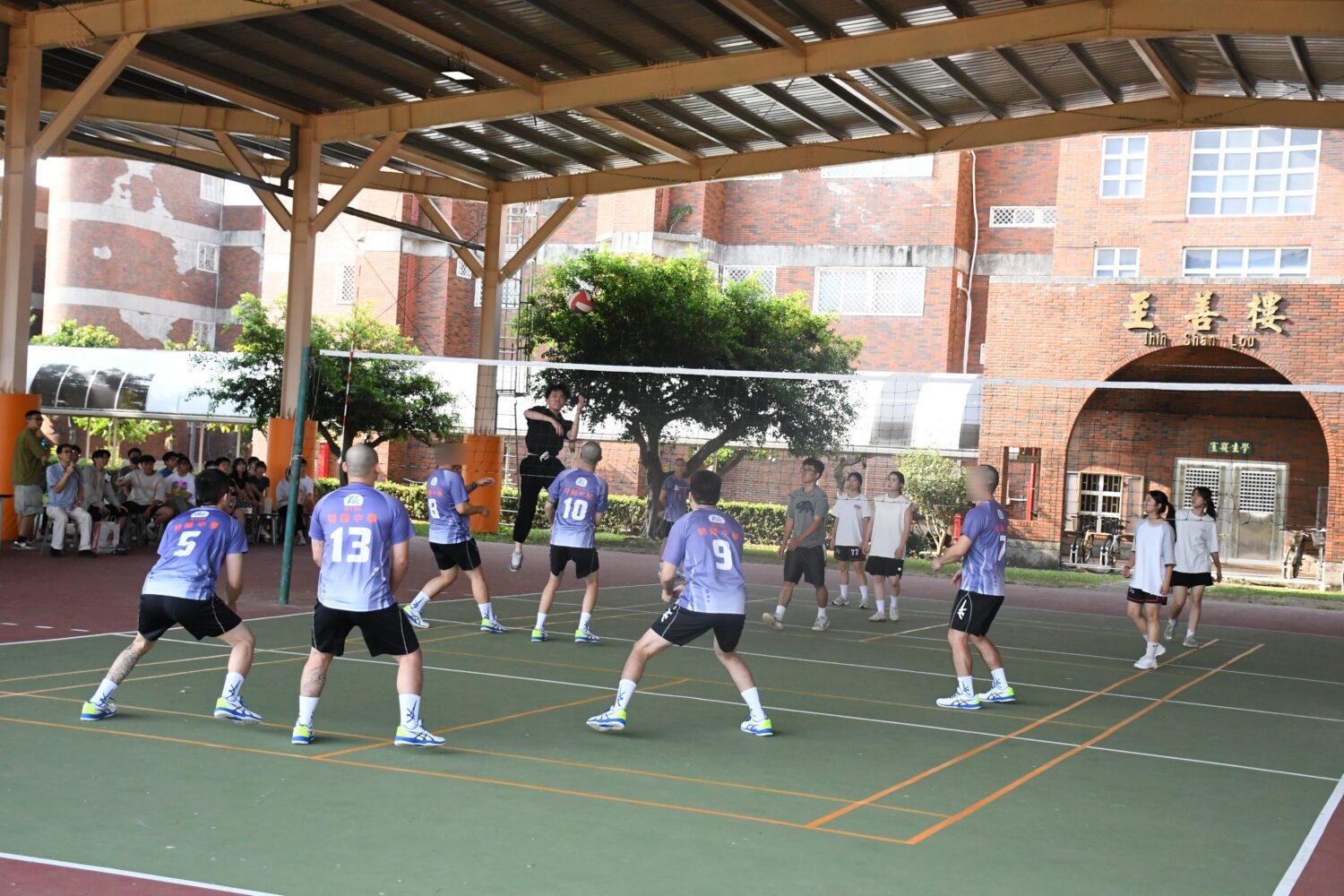 高師大聯手明陽中學 以科學遊戲及球賽激勵向善少年 高師大聯手明陽中學 以科學遊戲及球賽激勵向善少年