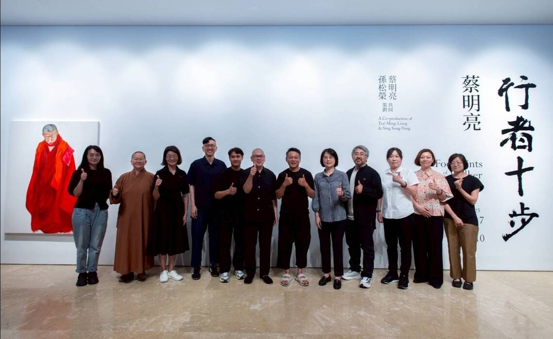 漾新聞|慢走十步進心靈殿堂!蔡明亮《行者十步》高美館登場 漾新聞|慢走十步進心靈殿堂!蔡明亮《行者十步》高美館登場