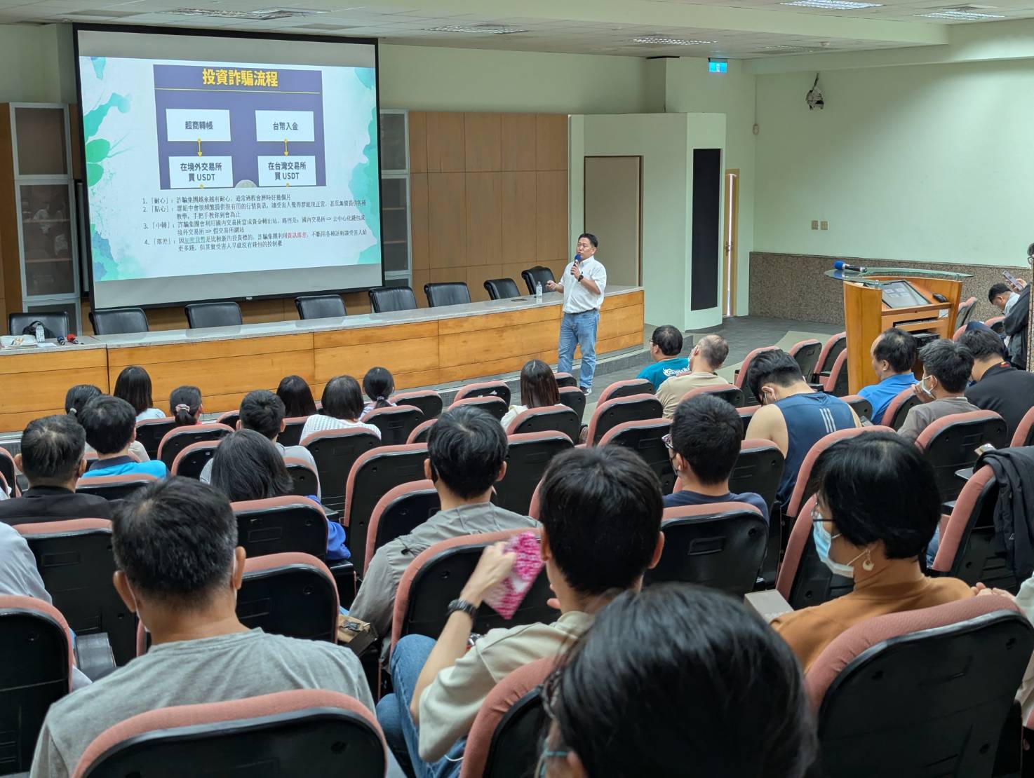 深化廉政教育 高雄市農業局舉辦法令講習 局長親臨支持