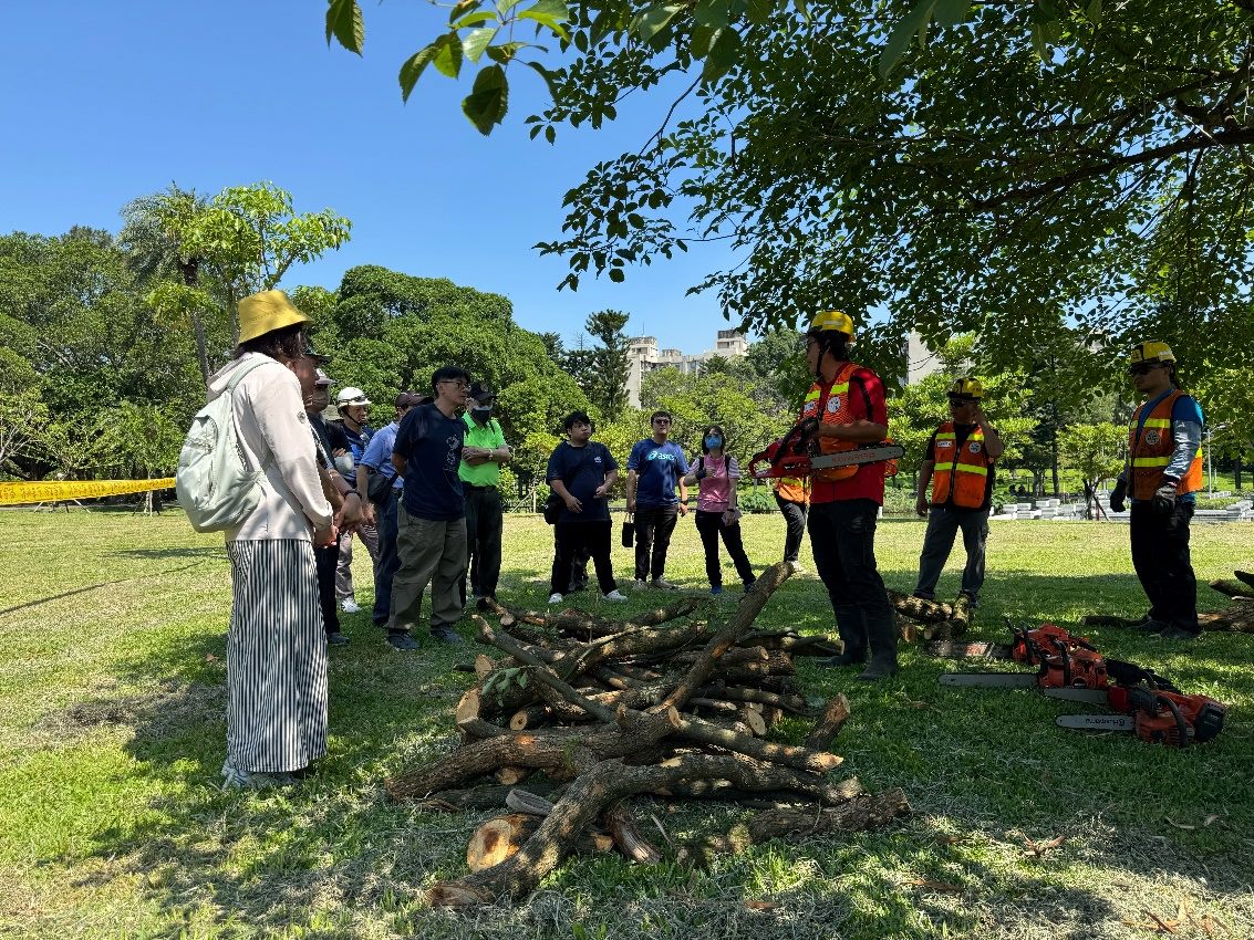 北市公園處開辦鏈鋸訓練 培訓防汛救災尖兵 北市公園處開辦鏈鋸訓練 培訓防汛救災尖兵