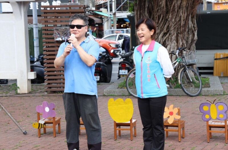 吉安鄉親情假日「尋找拼圖」同樂 鄉長游淑貞陪伴「LOVE」遊戲說客語 吉安鄉親情假日「尋找拼圖」同樂 鄉長游淑貞陪伴「LOVE」遊戲說客語