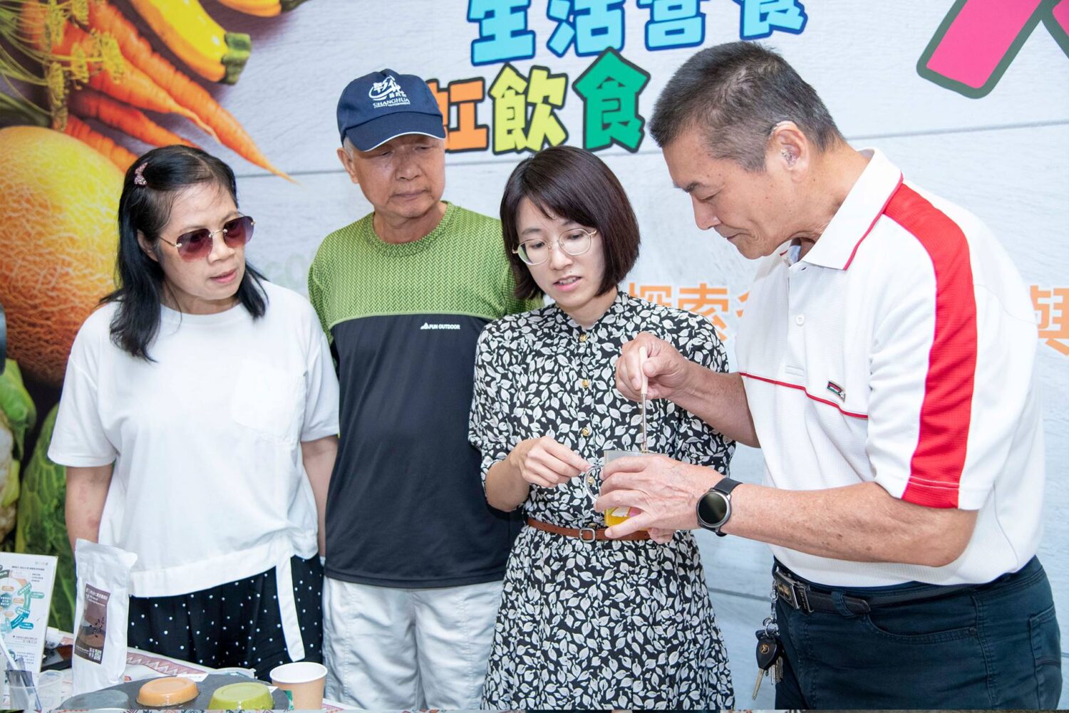 吞嚥困難也能吃得好 彩虹食材提升營養照護 吞嚥困難也能吃得好 彩虹食材提升營養照護