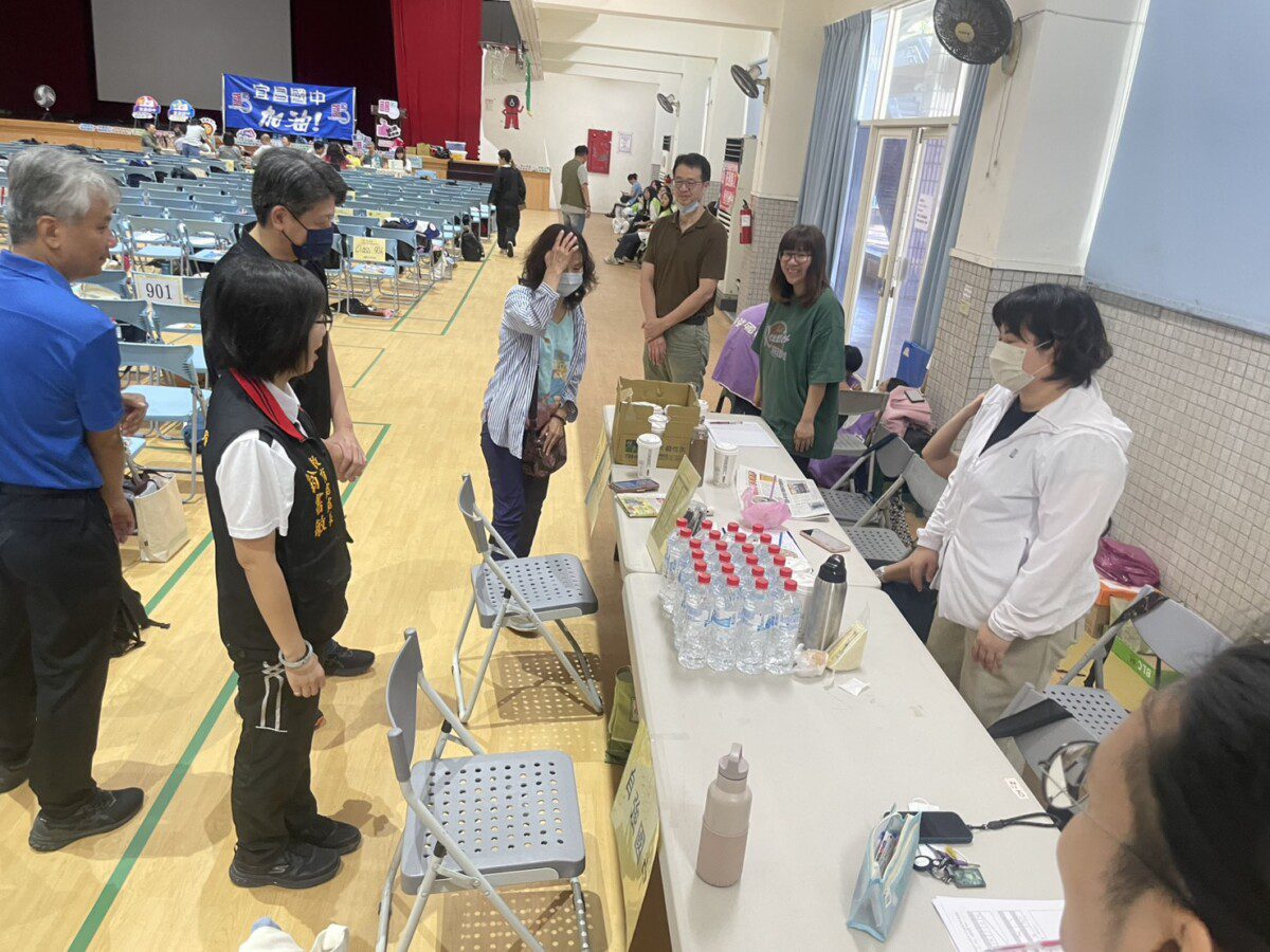 國中會考首日花蓮考區試務順利 落實考生友善應試環境 國中會考首日花蓮考區試務順利 落實考生友善應試環境