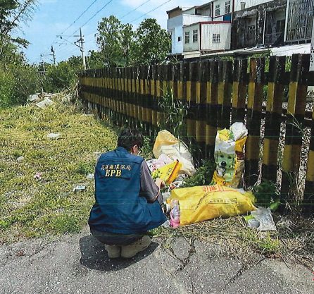 杜絕亂丟垃圾 共創永續城市「垃圾不落地」從你我做起! 杜絕亂丟垃圾 共創永續城市「垃圾不落地」從你我做起!