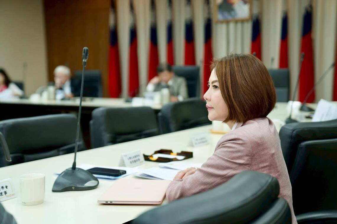 漾新聞|火力全開用肺發電?陳菁徽轟能源政策陷國安危機 漾新聞|火力全開用肺發電?陳菁徽轟能源政策陷國安危機