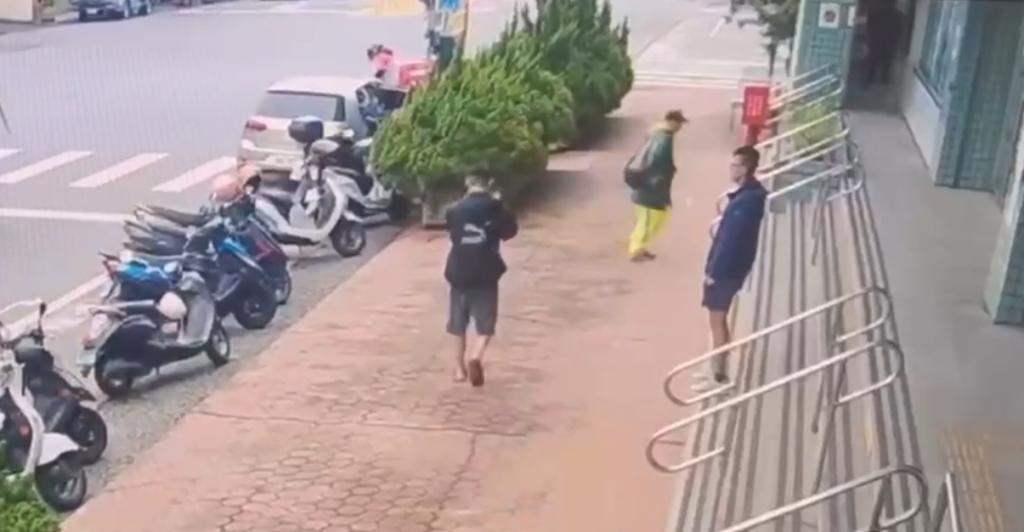 埔里警查獲一車手 起出贓款13萬 埔里警查獲一車手 起出贓款13萬