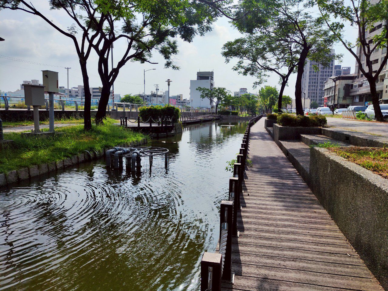 鳳山曹公圳欄杆及步道整修工程完工 展現懷舊風采 鳳山曹公圳欄杆及步道整修工程完工 展現懷舊風采