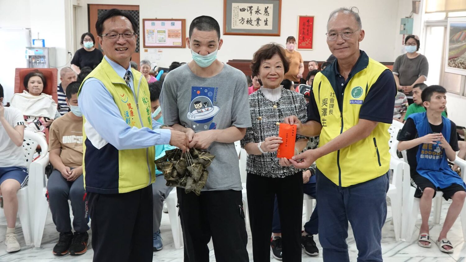 端午節關懷弱勢　林世賢贈社福機構加菜金與肉粽