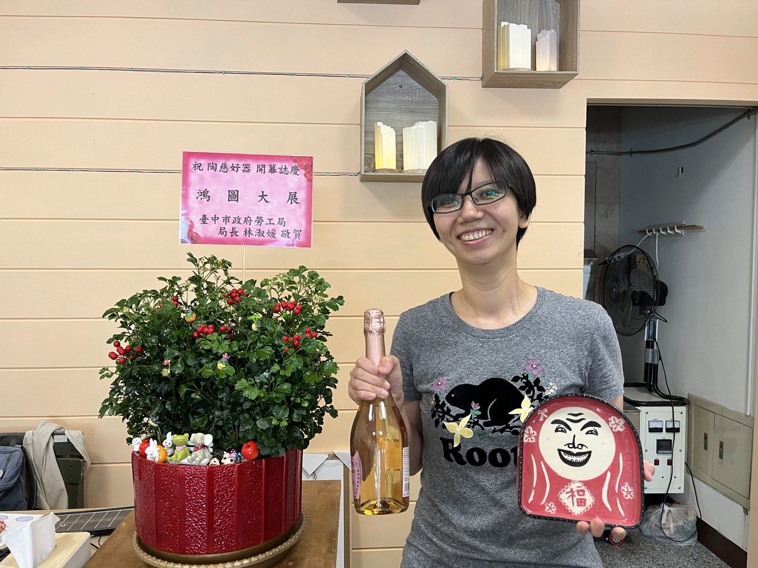 手捏陶藝品牌「陶慈好器」插旗南屯! 中市勞工局「摘星青年、築夢台中」青創基地孕育青年夢想 手捏陶藝品牌「陶慈好器」插旗南屯! 中市勞工局「摘星青年、築夢台中」青創基地孕育青年夢想