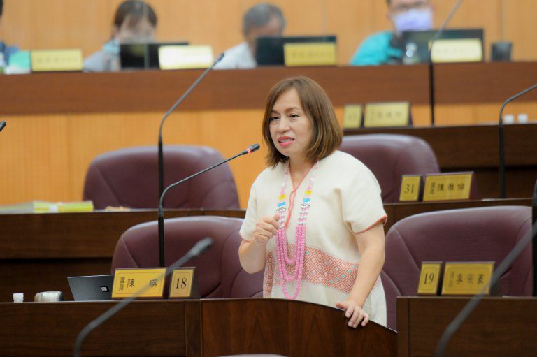 為原住民文創紮根 市議員陳瑛:闢建工藝、創意料理、常態性原創市集 為原住民文創紮根 市議員陳瑛:闢建工藝、創意料理、常態性原創市集