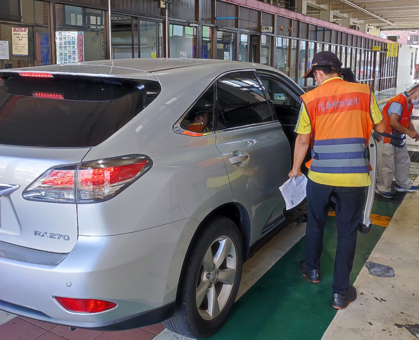 端午連假安心出遊 高雄區監理所提醒:車輛早驗好安心 端午連假安心出遊 高雄區監理所提醒:車輛早驗好安心