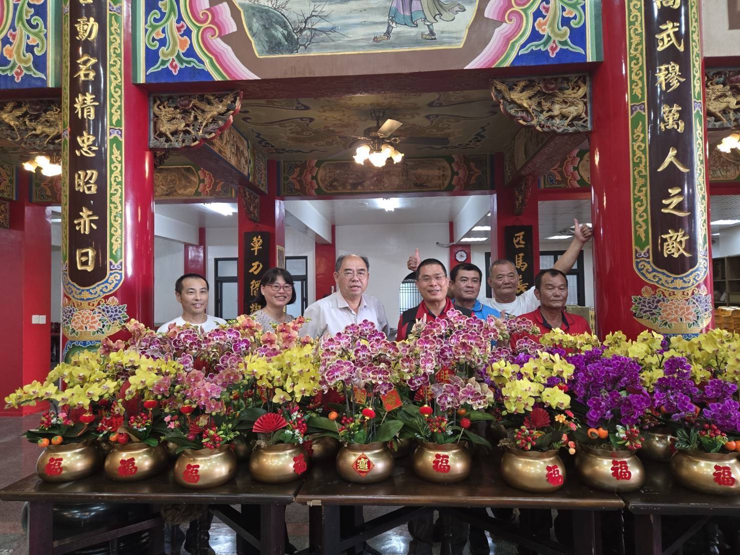 南市農業局媒合蘭花園業者與廟宇推廣蝴蝶蘭 南市農業局媒合蘭花園業者與廟宇推廣蝴蝶蘭