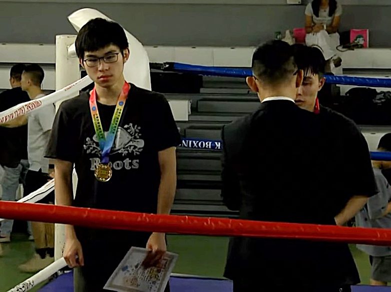 錦標賽7場取6勝!龍華科大學子踢拳摘雙冠 獲最佳美技獎肯定 錦標賽7場取6勝!龍華科大學子踢拳摘雙冠 獲最佳美技獎肯定