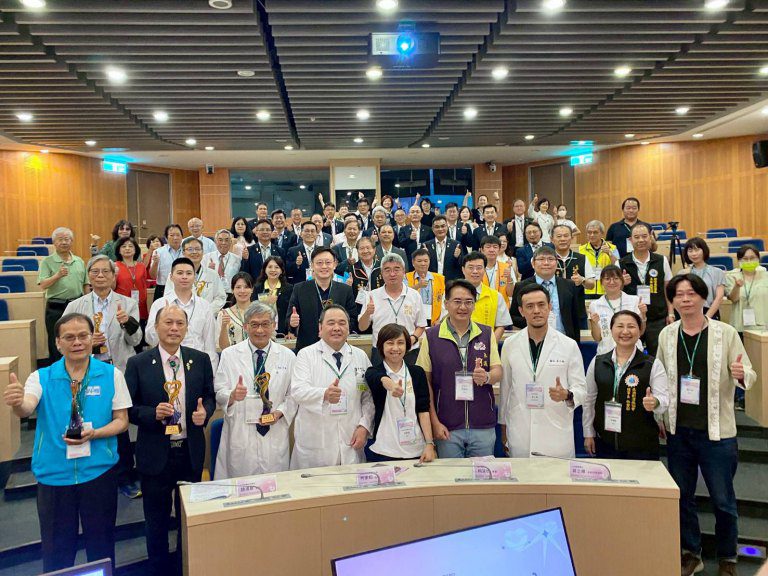 攜手社會善心,共織醫療溫暖網 彰濱秀傳舉辦2025慈善感恩藝術饗宴 攜手社會善心,共織醫療溫暖網 彰濱秀傳舉辦2025慈善感恩藝術饗宴