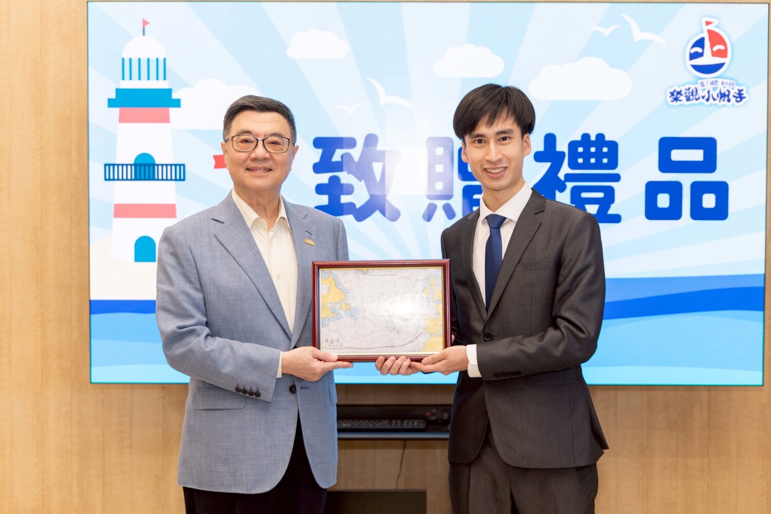 臺法小帆手完成蔚藍航行 為臺灣啟動國際對話 臺法小帆手完成蔚藍航行 為臺灣啟動國際對話