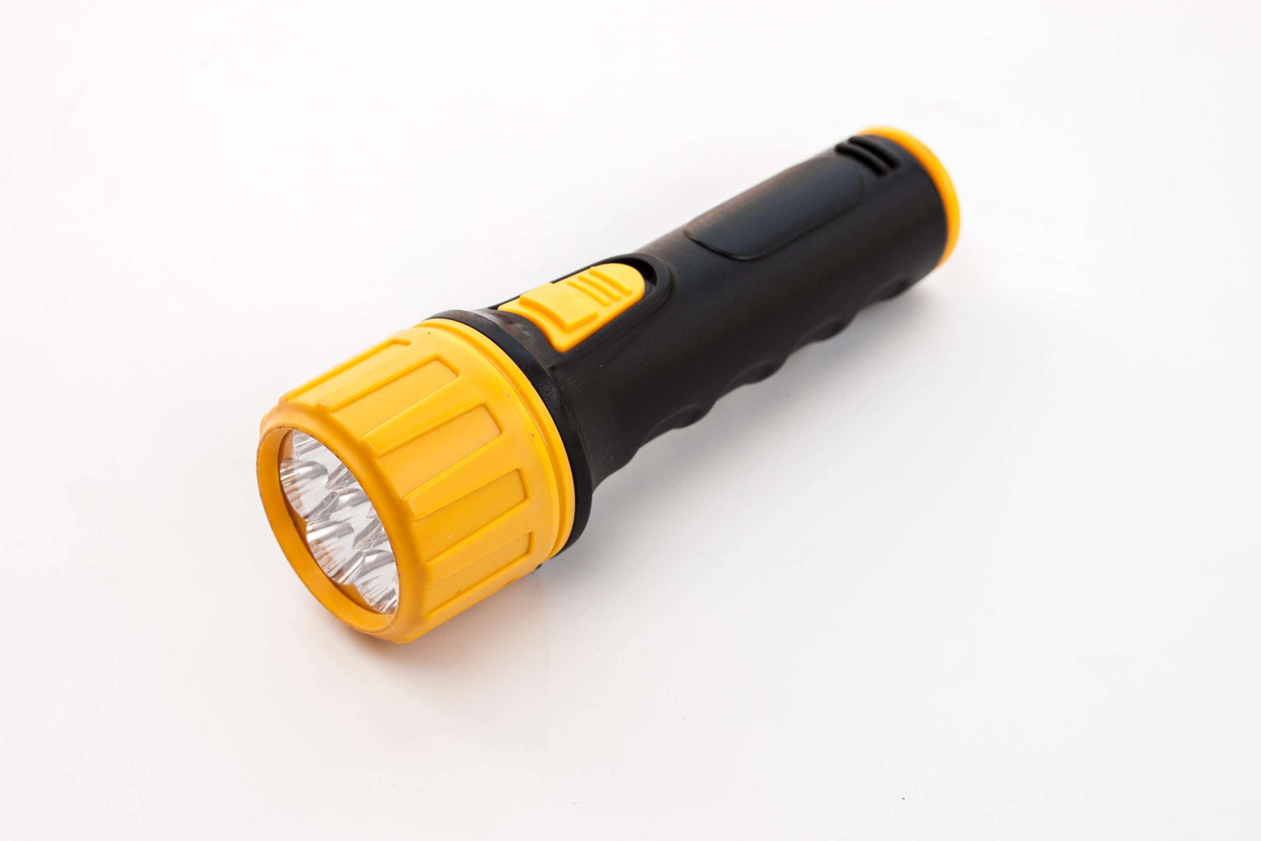 大園、中壢深夜逾千戶停電!台電桃園區處緊急搶修 原因曝光 大園、中壢深夜逾千戶停電!台電桃園區處緊急搶修 原因曝光