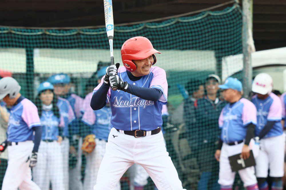 世壯運慢速壘球雙北大戰二部曲新北市獲銀  侯友宜肯定團隊的好表現