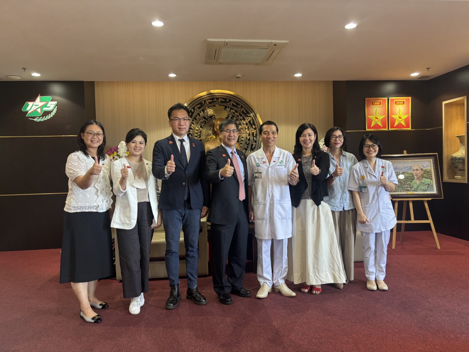 小港醫院獲越南175軍醫院首邀 為台唯一代表出席50週年院慶 小港醫院獲越南175軍醫院首邀 為台唯一代表出席50週年院慶