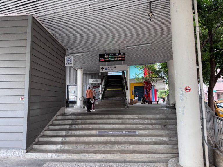 女子在竹北火車站遭醉漢騷擾　立委林思銘：公共安全不能靠運氣要求加強夜間巡邏與監視設施